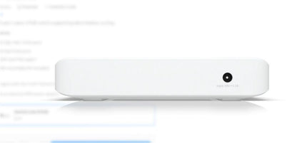Ubiquiti UniFi 8 port switch, USW-LITE-8-POE, 8 x 10/100/1000 Mbe RJ 45 ports, 4 x POE, 8 Gbps, buget POE: 52W, SMB layer 2 PoE GbE switch, dimensiuni: 99.6 x 163.7 x 31.7 mm.