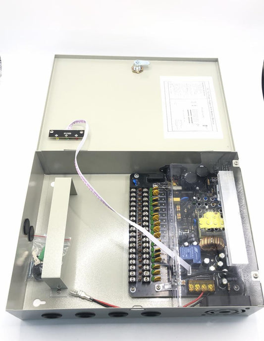 SURSA ALIMENTARE 15A CARCASA METAL 18 canale Input voltage: 110V AC~220V AC; Output voltage: 12V DC 15A Backup battery: Support 12V/7AH (not included)